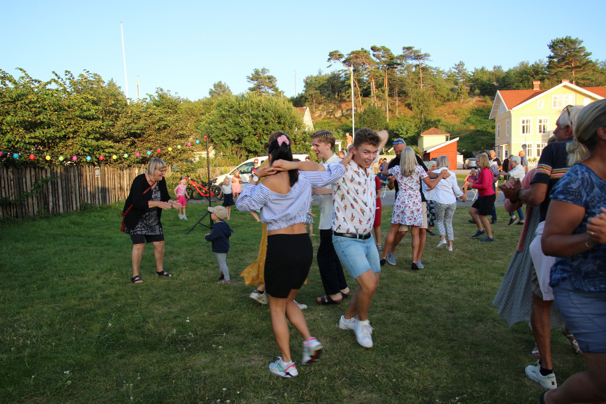 Full fart på dansgolvet Foto: Lars Joelsson